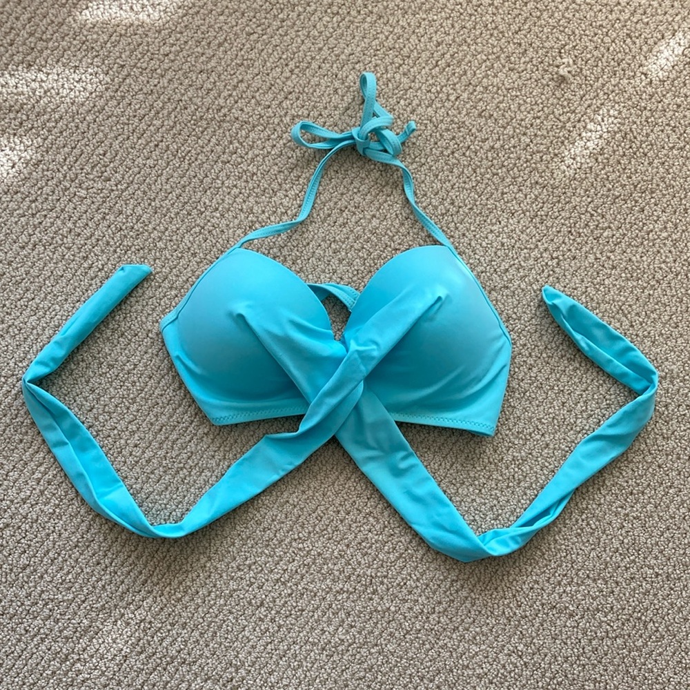 Cupshe Halter Wrap Style Underwire Bikini Top Aqua Women’s Size Medium VEUC
